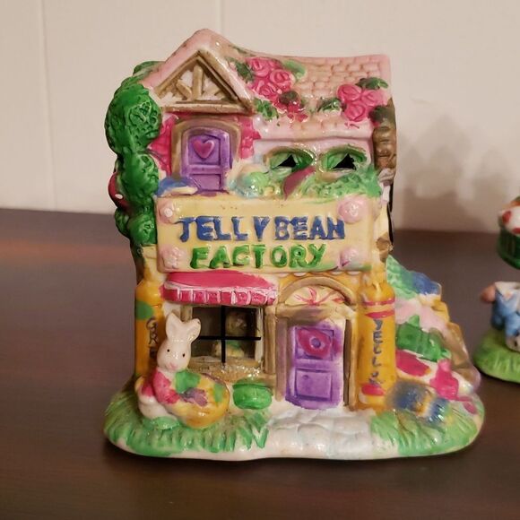 Lot of 3 - Jellybean Junction Ceramic Village Pieces (2005) - Picture 3 of 17